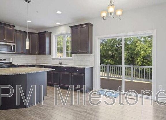 4th image of 19004 Mount Maple Ct