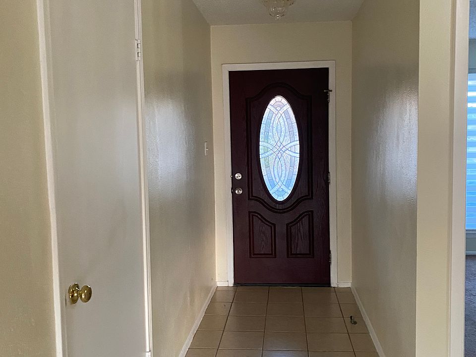1st image of 12314 Bainbridge Ln