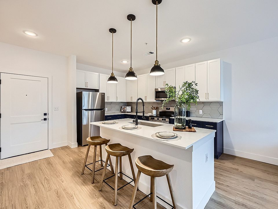 Stone Mesa Kitchen