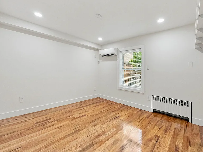 1017 Park Ave #G — Photo 10