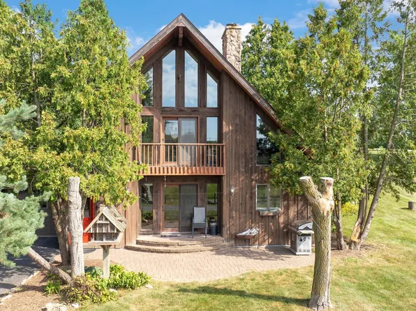 N2579 Hample Rd, Appleton, WI 54913