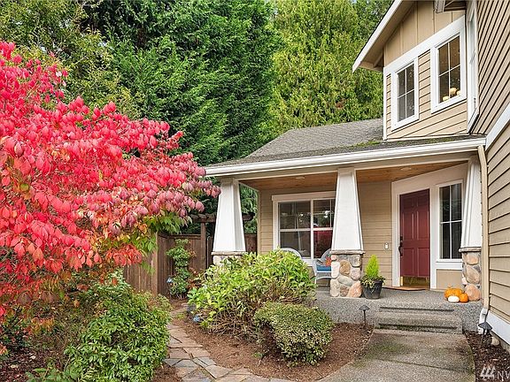 2nd image of 19425 4th Ave W