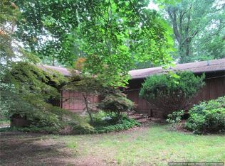 14 Charnwood Dr, Suffern, NY