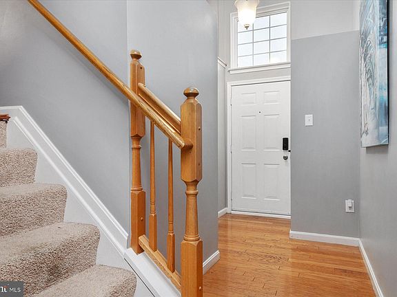 4th image of 5692 Joseph Ct