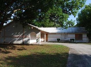 627 Forest Hills Dr, Brandon, FL 33510