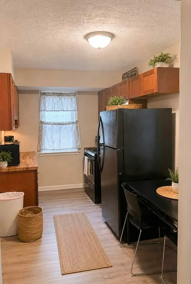 23313 Roger Drive — Photo 2