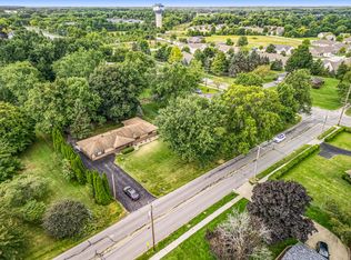 351 Burlington Beach Rd, Valparaiso, IN 46383