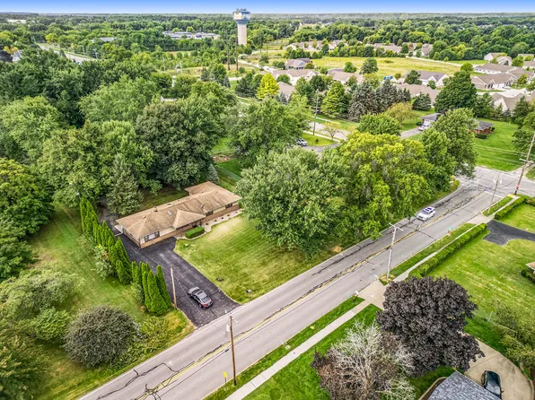 351 Burlington Beach Rd, Valparaiso, IN 46383