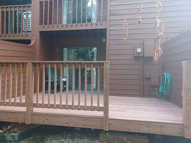 3145 Bell Dr — Photo 3