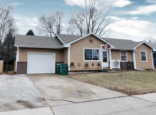 714 W Mills St, Winterset, IA 50273