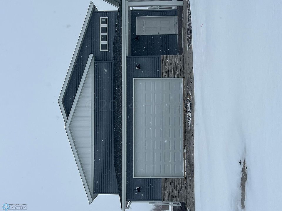 1st image of 3057 39th Ave S