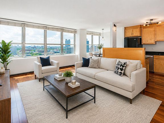 4th image of 655 W Irving Park Rd APT 1903