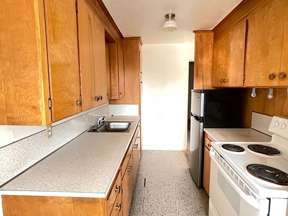 4th image of 5127 Colby Ave APT 3