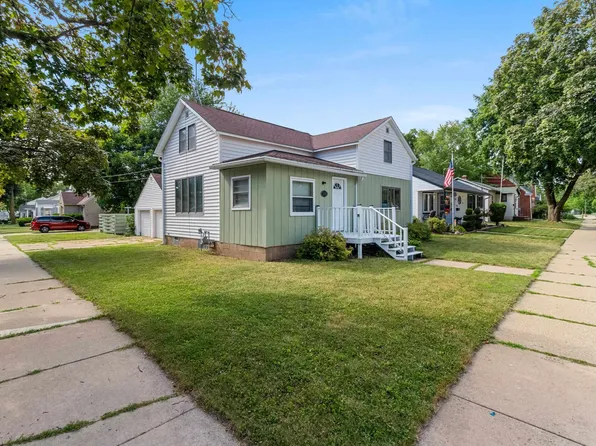 1203 N Gillett St, Appleton, WI 54914