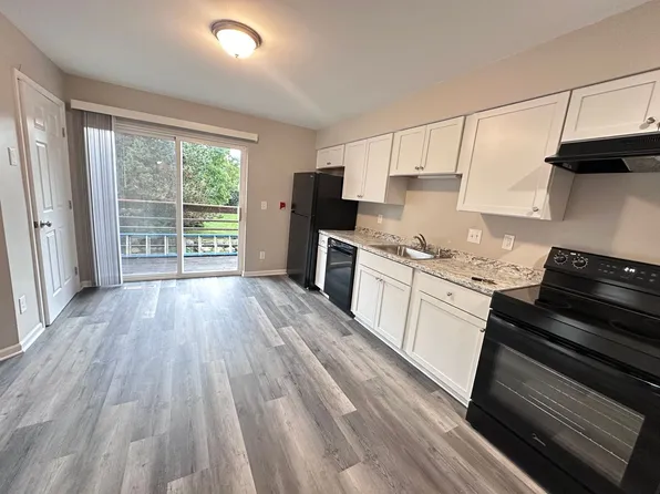 817 - 831 Jana Lane, 817-831 Jana Ln #821, Madison, WI 53704