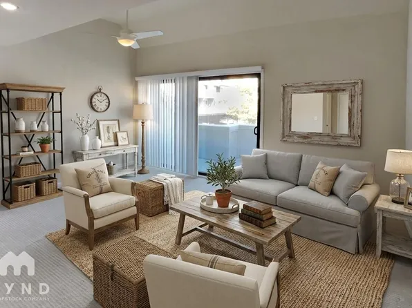 7 Embarcadero W APT 115, Oakland, CA 94607