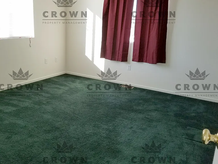 302 Annie Morgan Ct — Photo 6