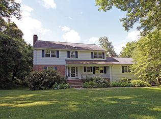 27 Hill Rd, Greenwich, CT 06830