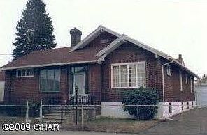 4 bedrooms, 2 1/5 bathrooms