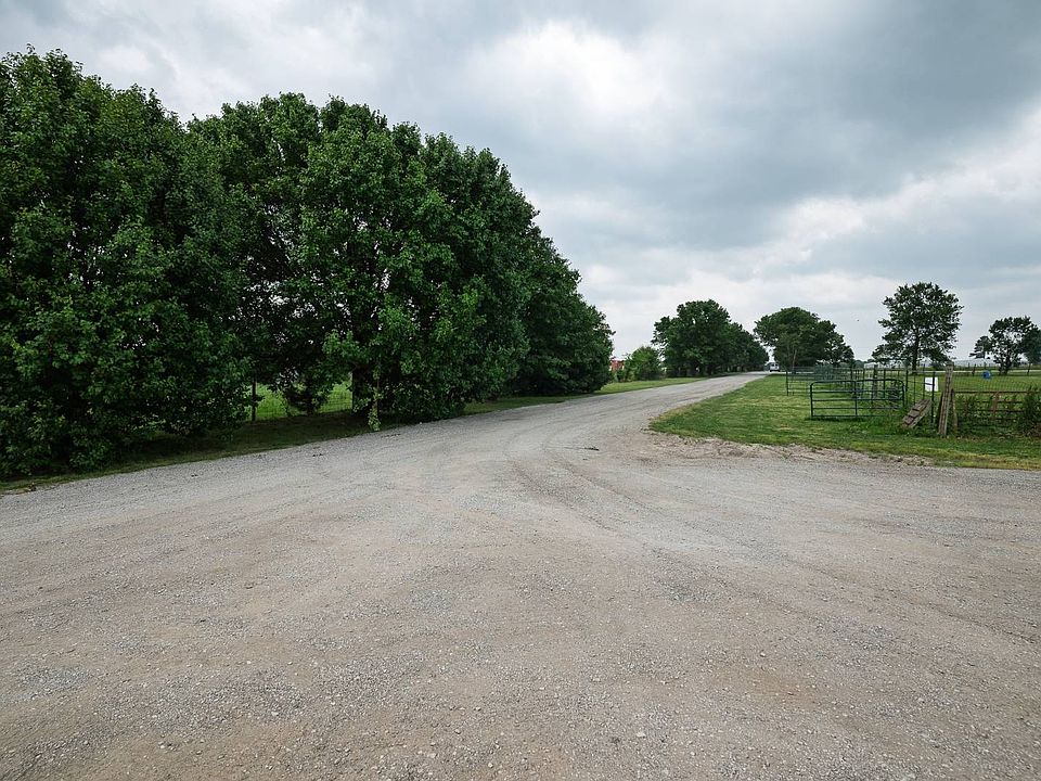 1st image of 450358 S Highway 85