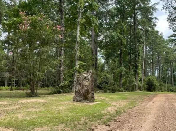 4 Carpenter St #4, Jena, LA 71342