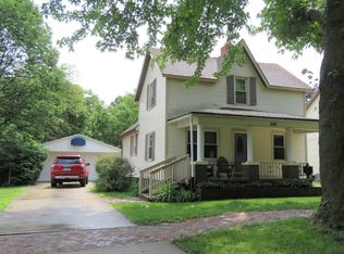 306 S Maple St, Urbana, IL 61801