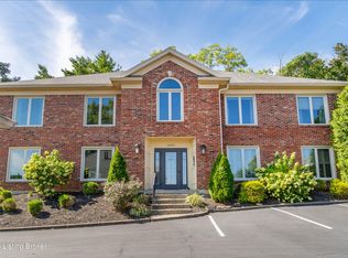 4000 Stoneview Dr APT 4, Louisville, KY 40207