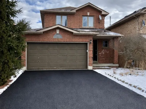 419 Carruthers Ave, Newmarket, ON L3X 2C1
