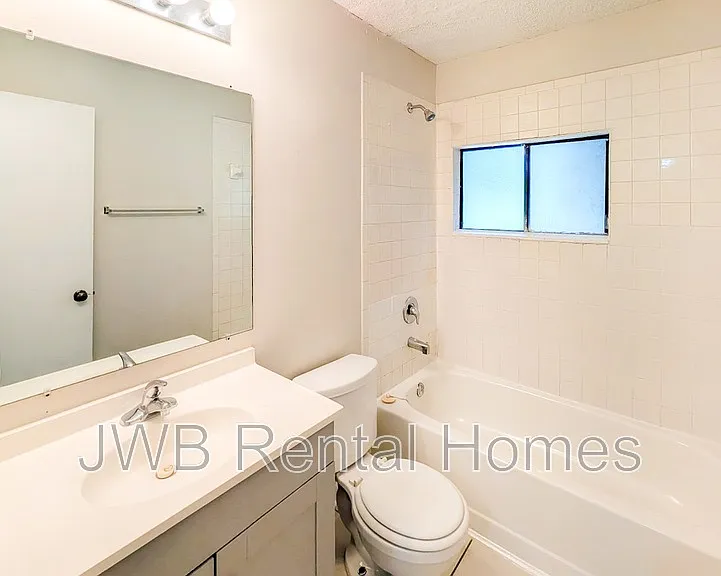 5224 Westchase Ct #3 — Photo 15