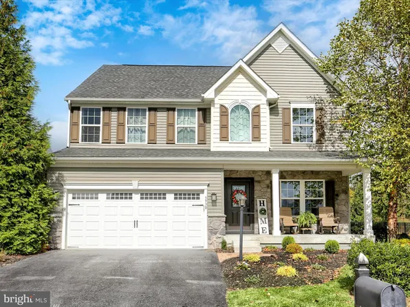 3930 Seattle Slew Dr, Harrisburg, PA 17112