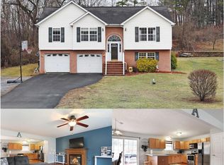 281 Gregory Dr, Martinsburg, WV 25404