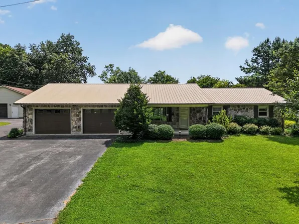 705 Highland Dr, Crossville, TN 38572