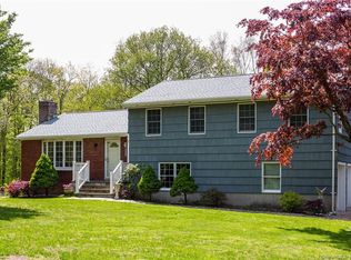 31 Longmeadows Rd, Wilton, CT 06897
