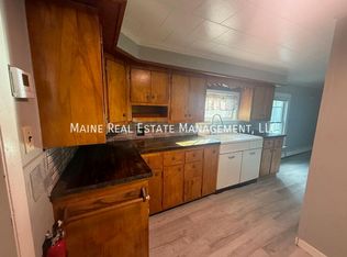 190 3rd St APT 2B, Bangor, ME 04401