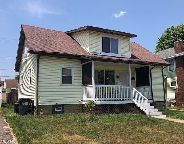 1st image of 314 Oak St