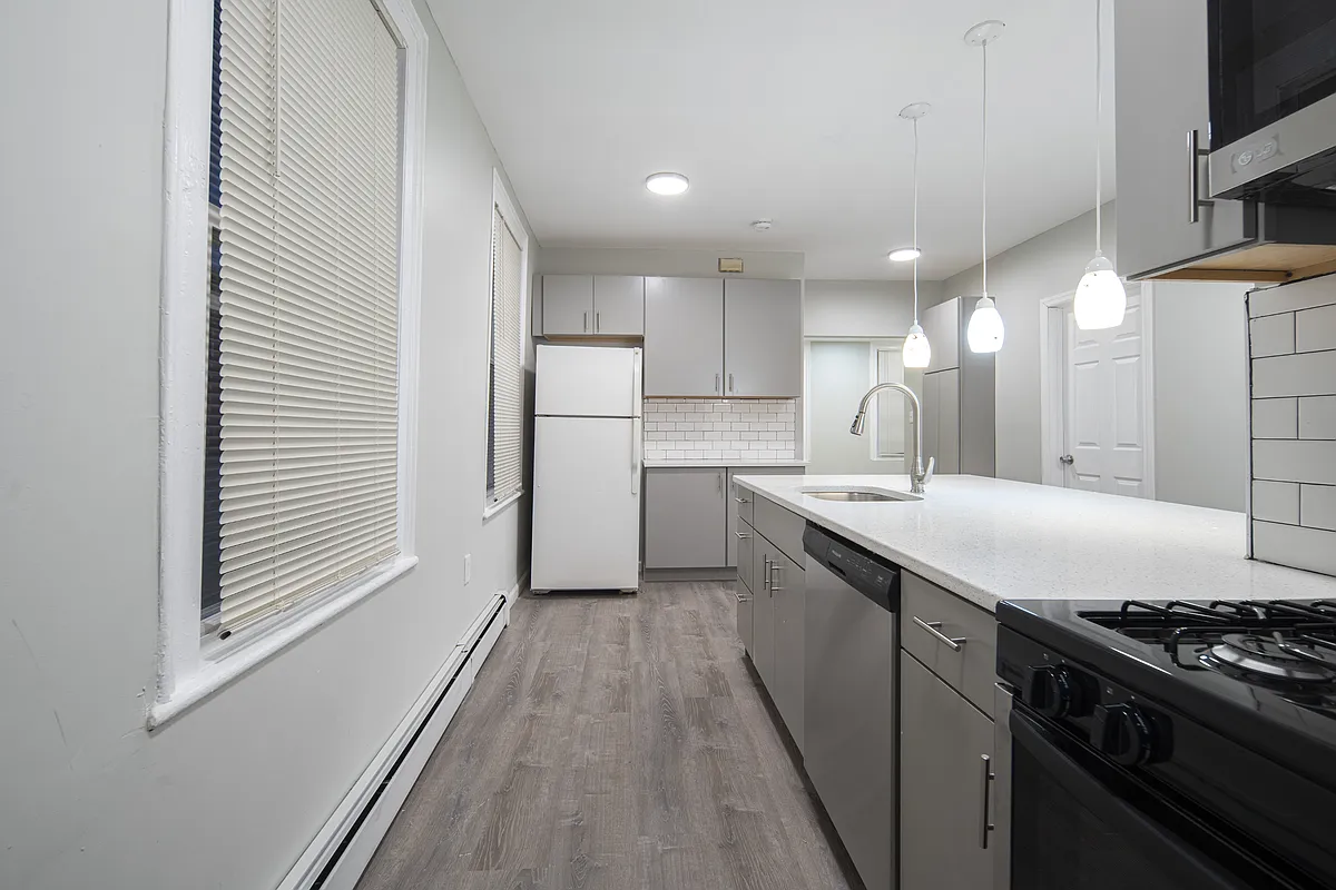 Building Photo - 1820 Highland Ave #1
