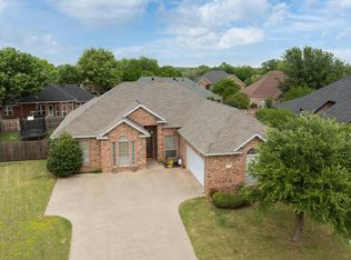 1724 Woodridge Dr, Wichita Falls, TX 76310