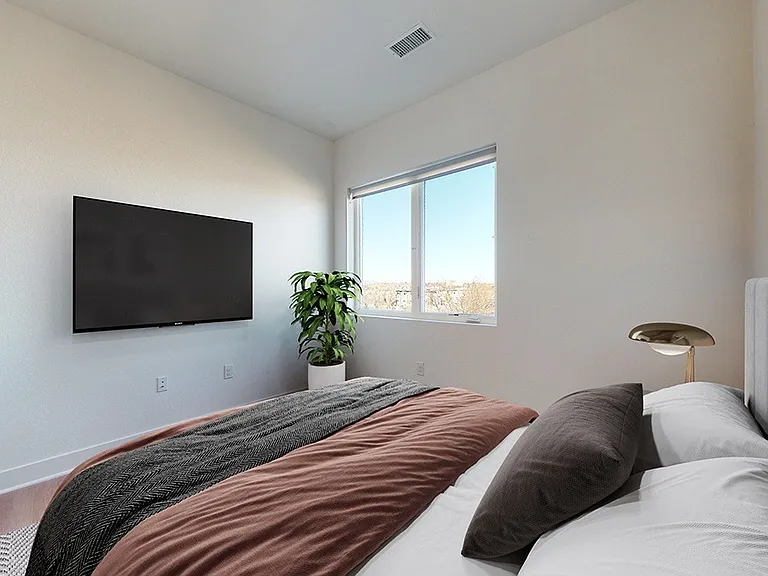 Mile Apartments — Photo 7
