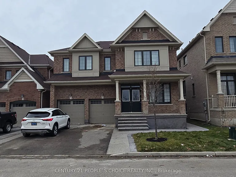 53 Larry Cres — Photo 1