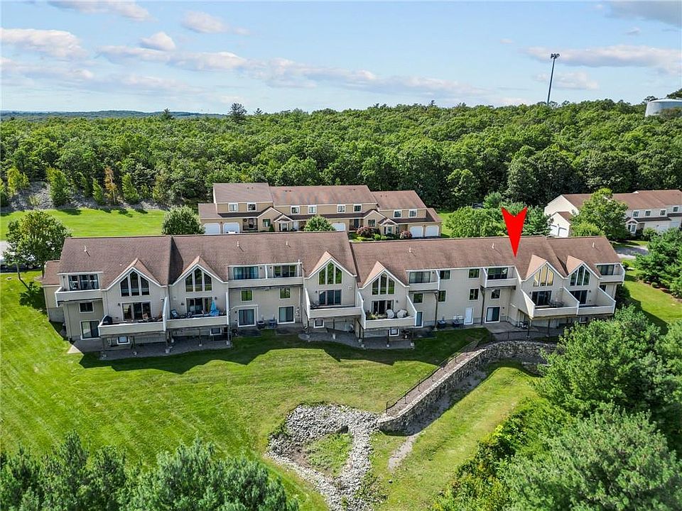 Ski Valley Condominiums Cumberland, RI Zillow