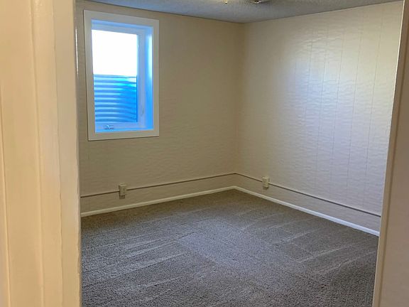 5th image of 1003 Canby St Unit B
