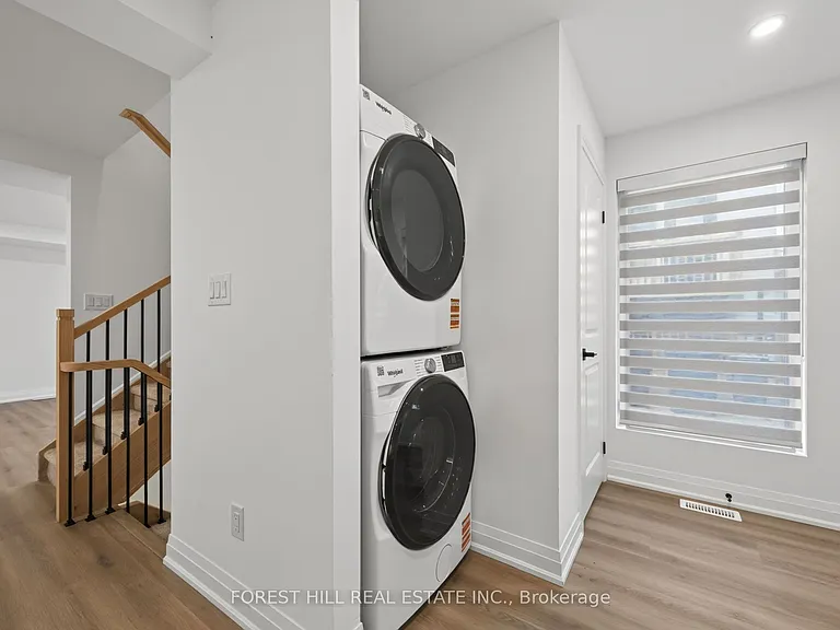 221 Churchill Ave #R — Photo 34