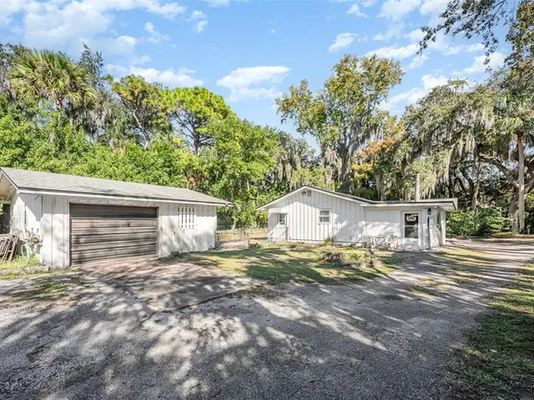 2196 Pamela St, Titusville, FL 32796