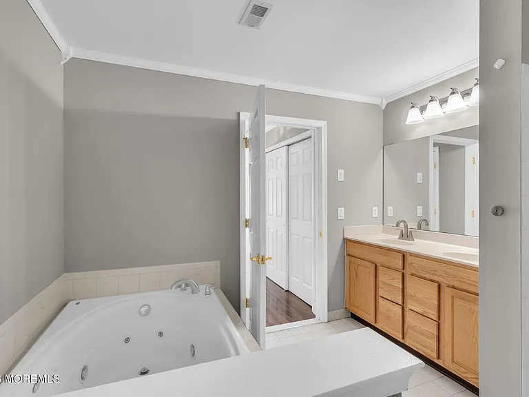 30 Brookfield Dr — Photo 18