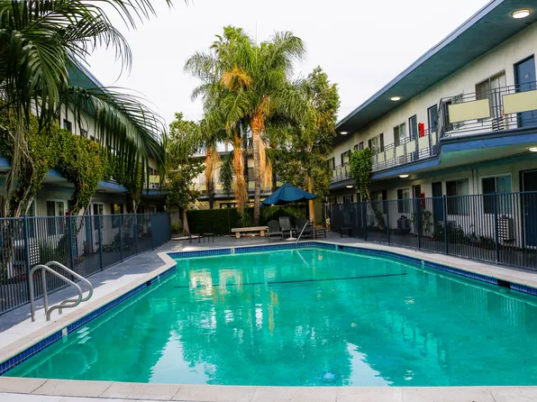 10341 Zelzah Ave #3, Porter Ranch, CA 91326