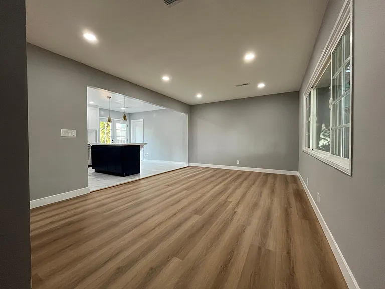 1901 Chesson St — Photo 5