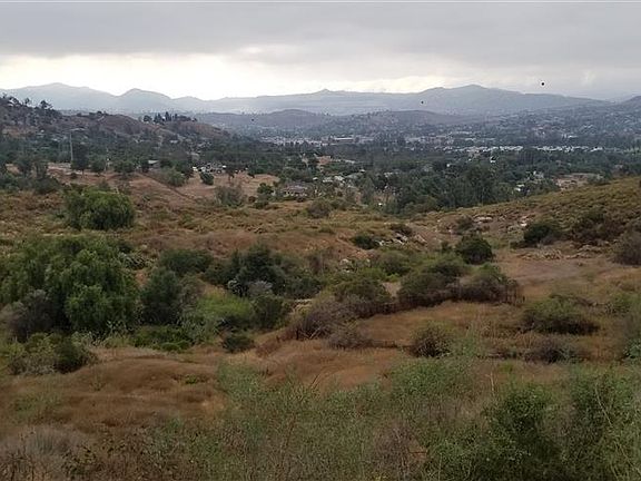 5th image of Eucalyptus Hills Dr Lot 4