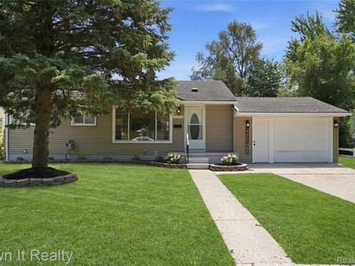 32203 Glen St, Westland, MI, 48186