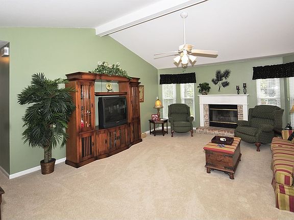 2nd image of 10205 Tesson Valley Ct