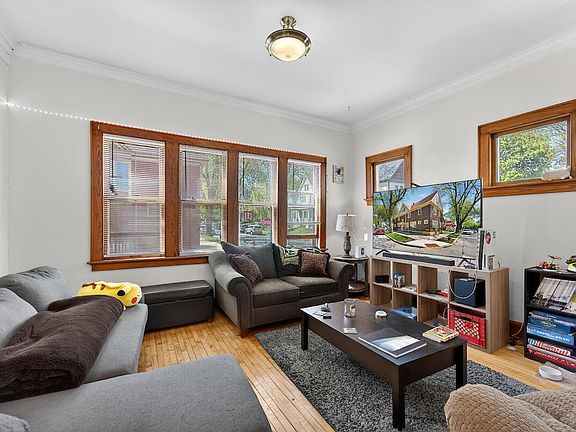4th image of 2802 N Weil STREET